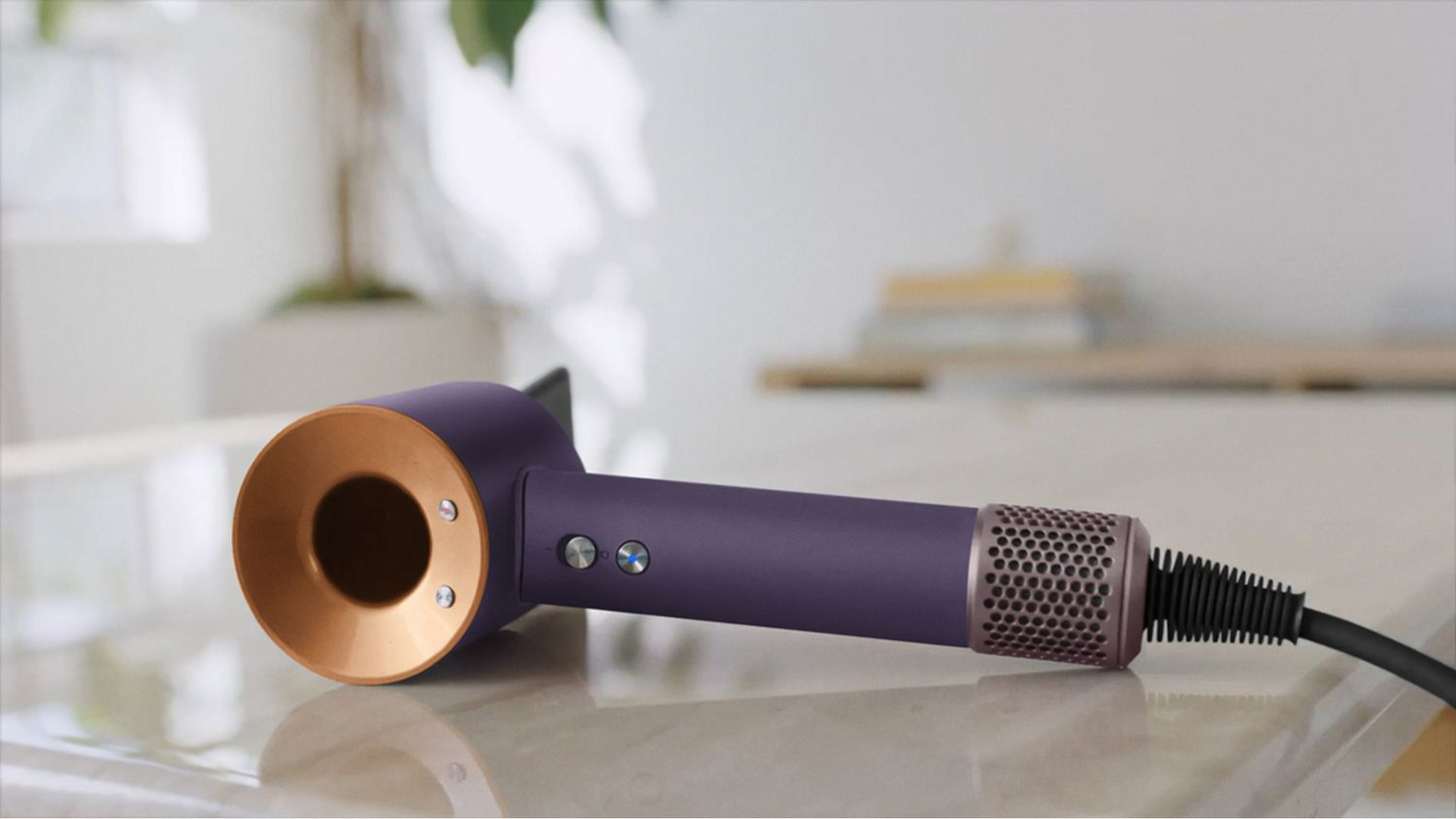 Точная мощность фена Dyson и стайлера Airwrap: характеристики и сравнение