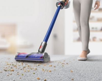 Гид по пылесосам Dyson: на какие характеристики обратить внимание