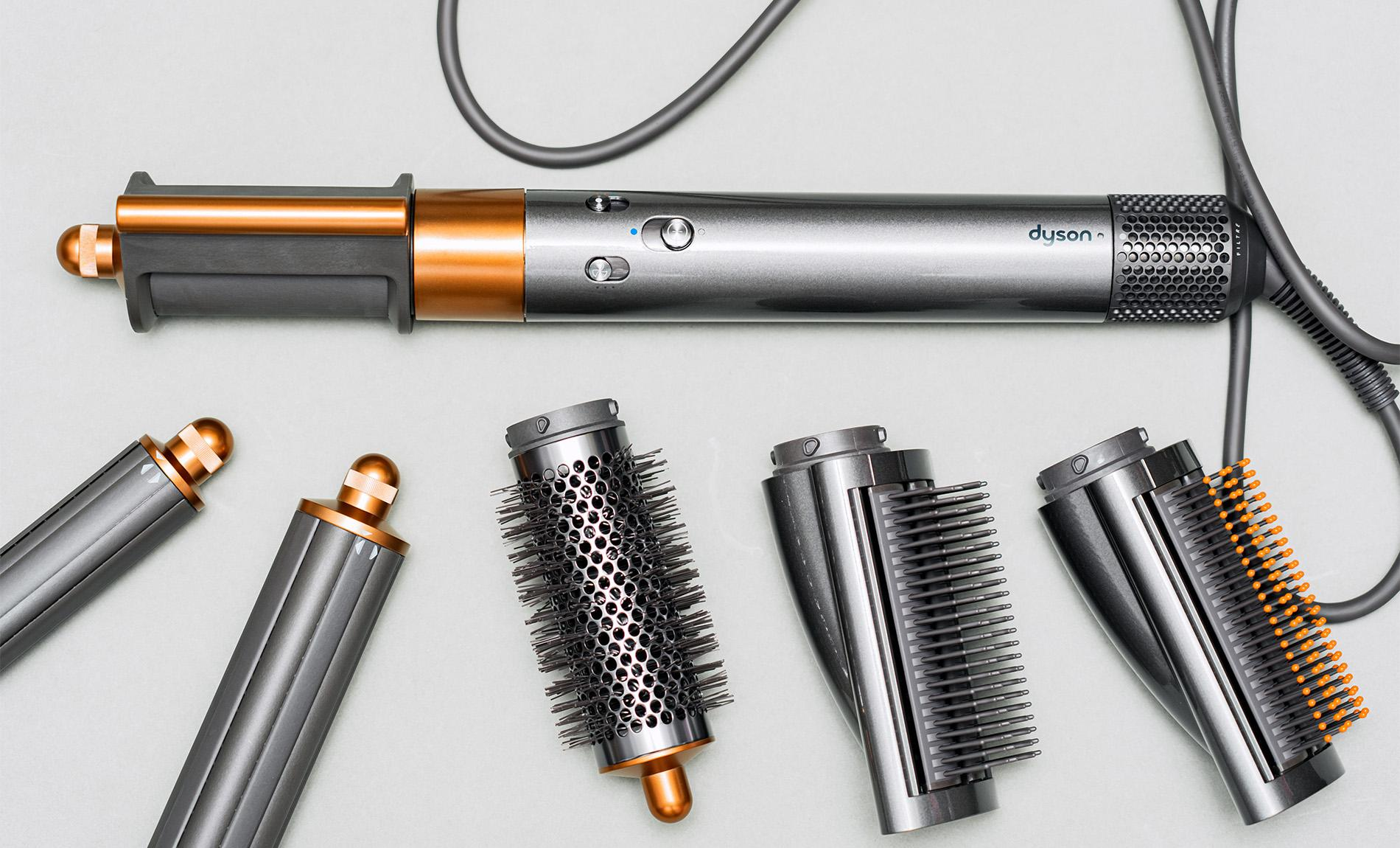 Как пользоваться насадками Dyson: создаём локоны, объём и гладкость